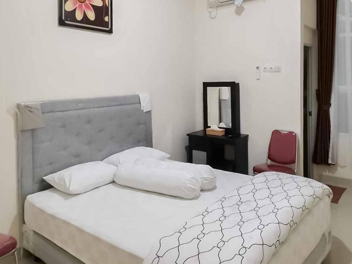 Wisma Talenta Mitra Reddoorz Jacarta Exterior foto