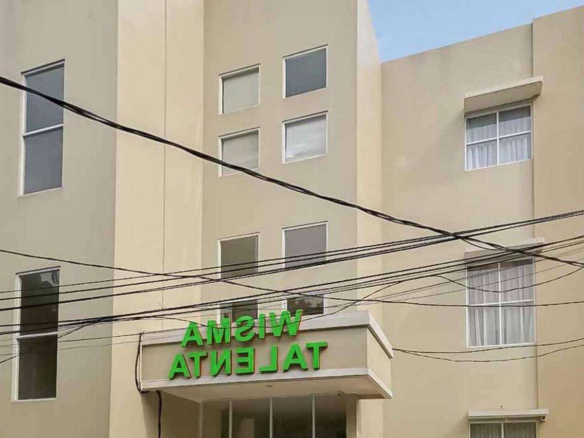 Wisma Talenta Mitra Reddoorz Jacarta Exterior foto