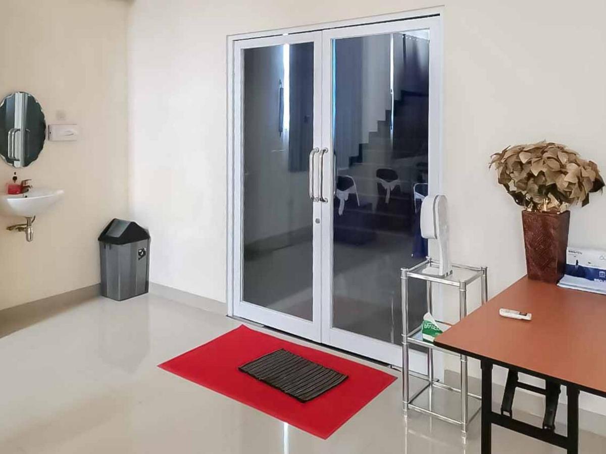 Wisma Talenta Mitra Reddoorz Jacarta Exterior foto